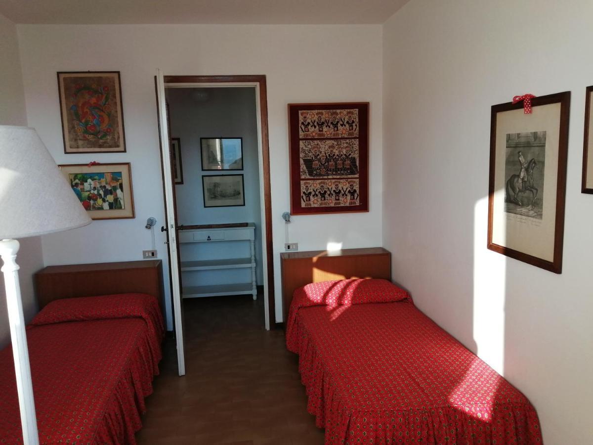 Terrazza Sul Lago Ameno Eksteriør billede