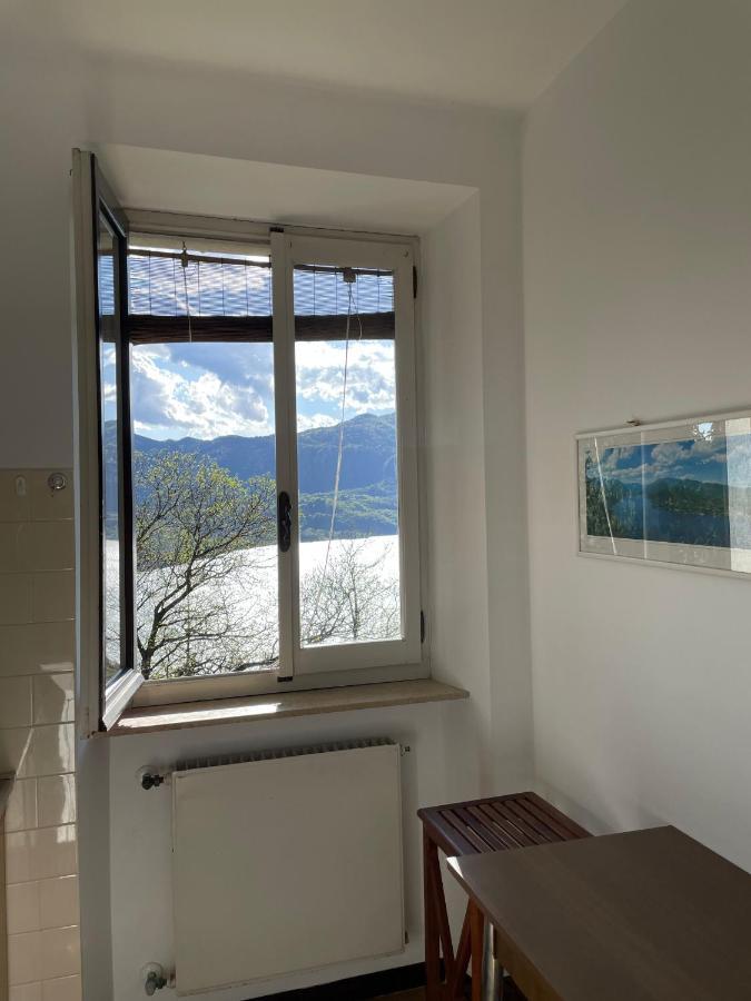Terrazza Sul Lago Ameno Eksteriør billede