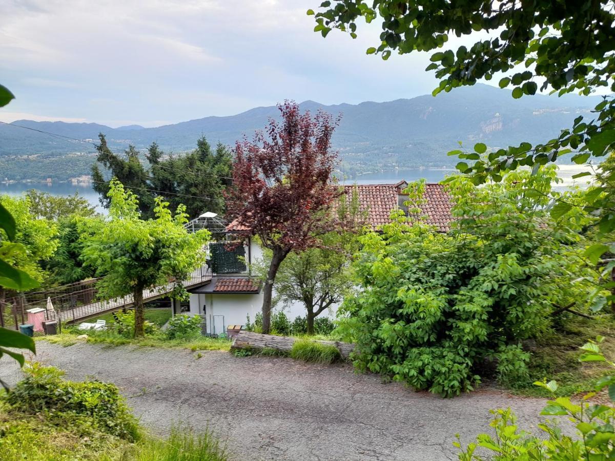 Terrazza Sul Lago Ameno Eksteriør billede